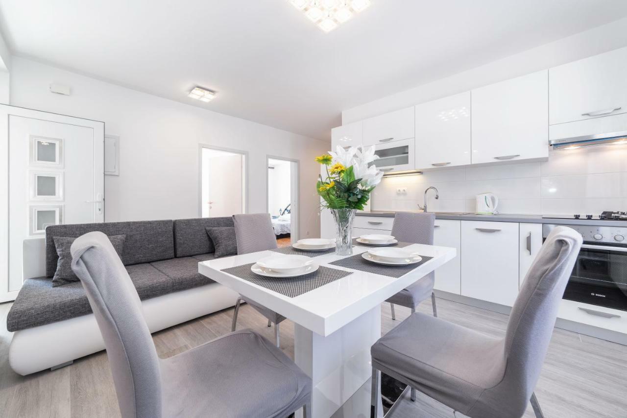 Neda House Apartment Vodice Ngoại thất bức ảnh