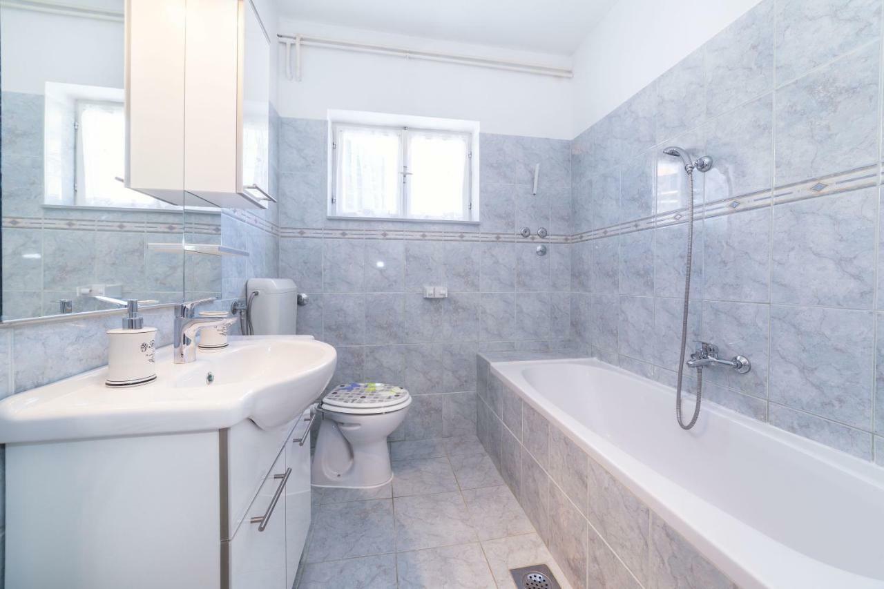 Neda House Apartment Vodice Ngoại thất bức ảnh