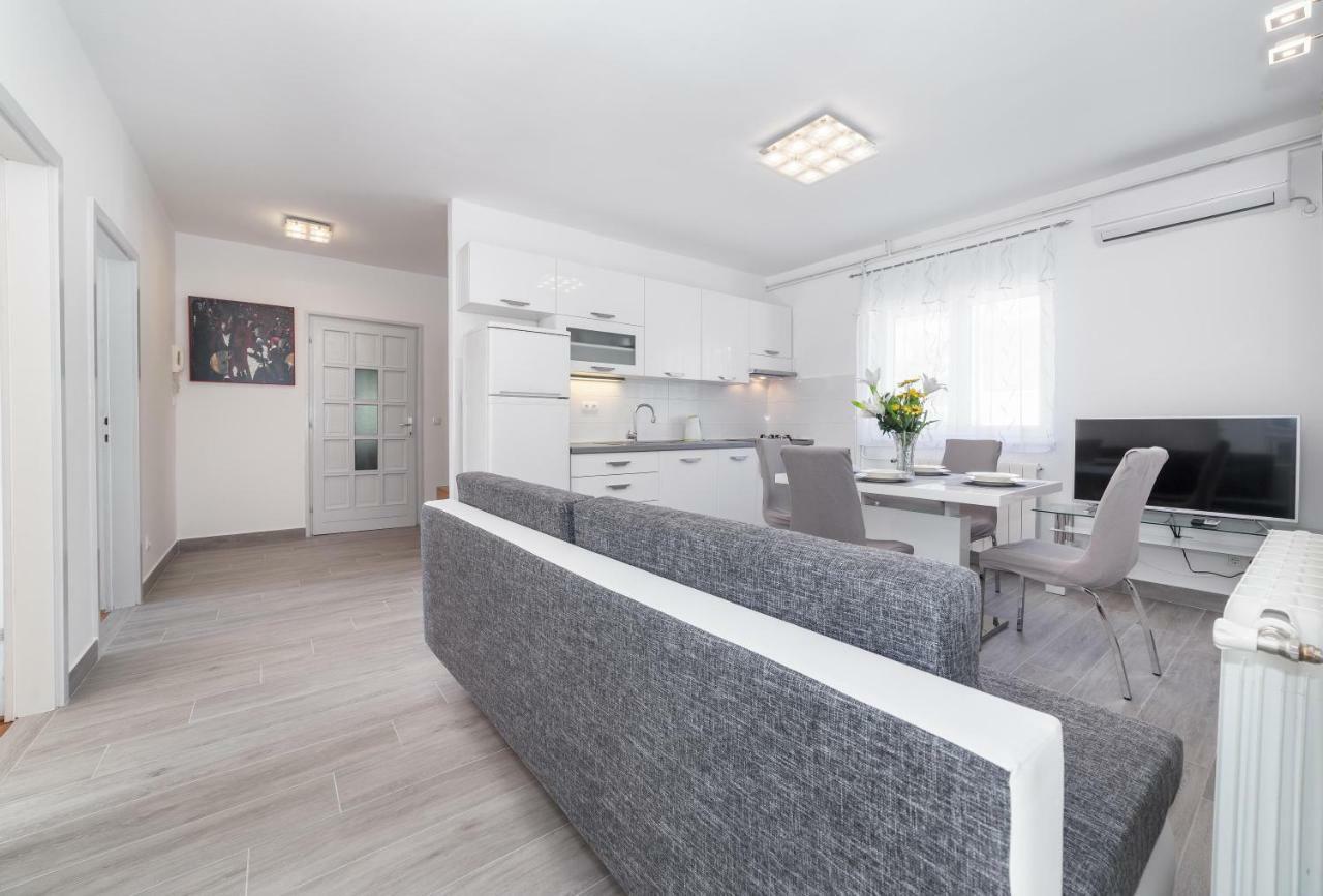 Neda House Apartment Vodice Ngoại thất bức ảnh