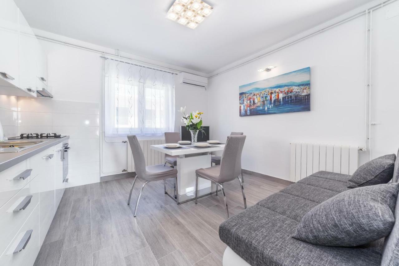 Neda House Apartment Vodice Ngoại thất bức ảnh