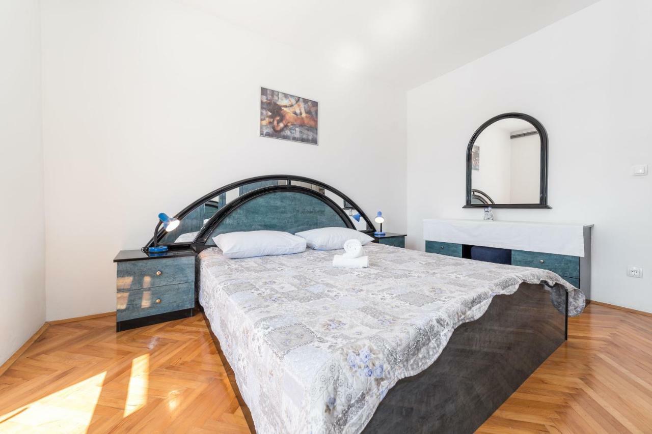 Neda House Apartment Vodice Ngoại thất bức ảnh